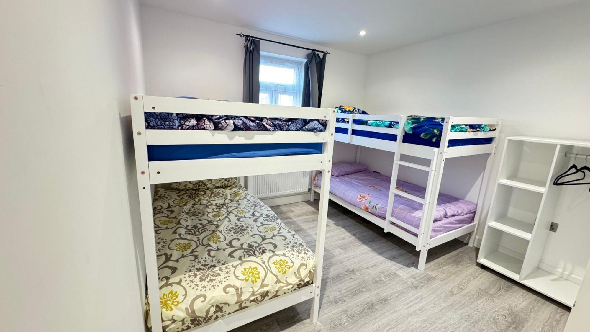 Flat 2 - 24 Cliff Road Apartment *