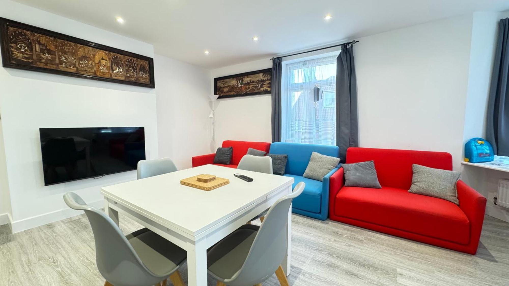 Flat 2 - 24 Cliff Road Cromer